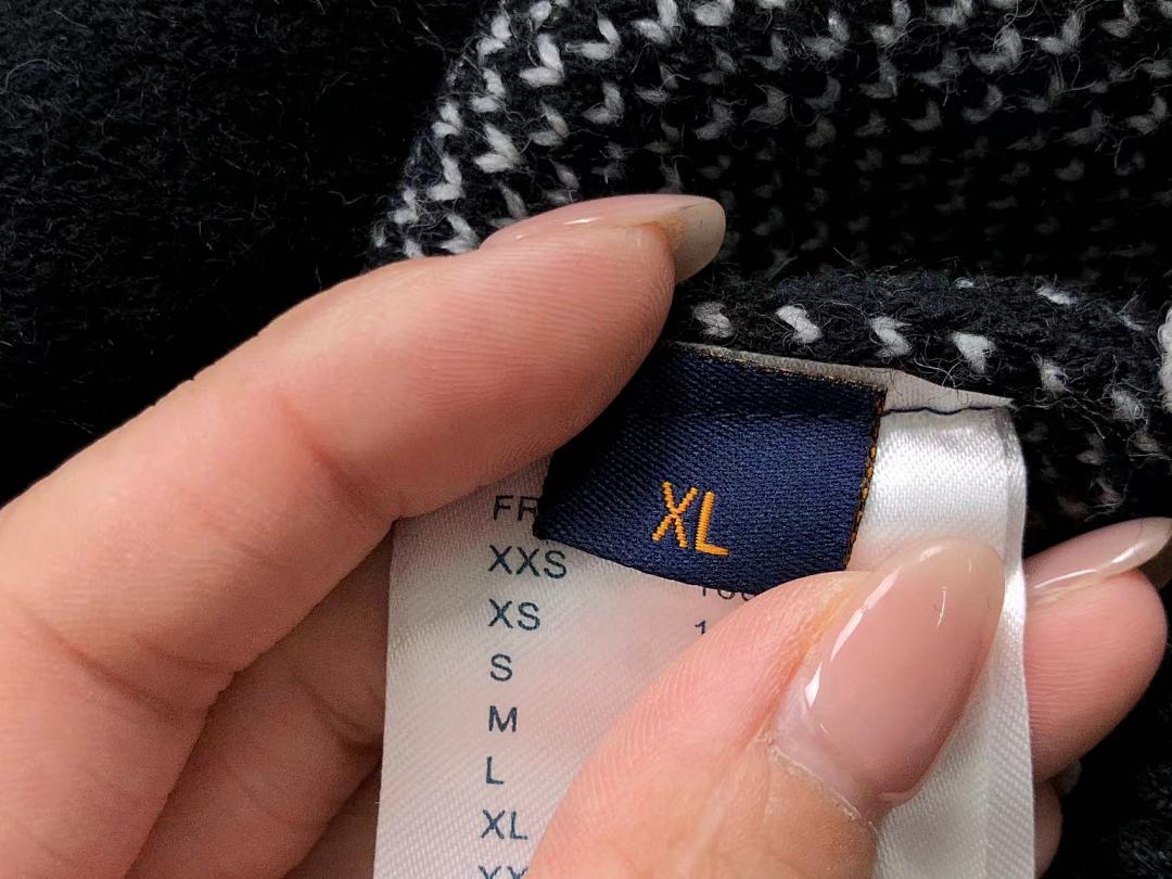 Louis Vuitton 135 L⭐ SWEATER 503270383 (Im 170Cm 60Kg I Wear Size XL In The Phot) - Image 32