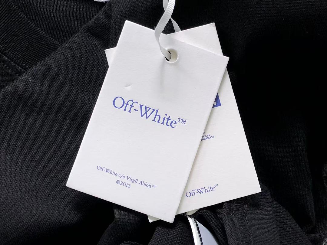 Off-White 105 OFF-WHITE T-SHIRT 5208010819 (Im 170Cm 60Kg I Wear Size M In The Phot) - Image 25