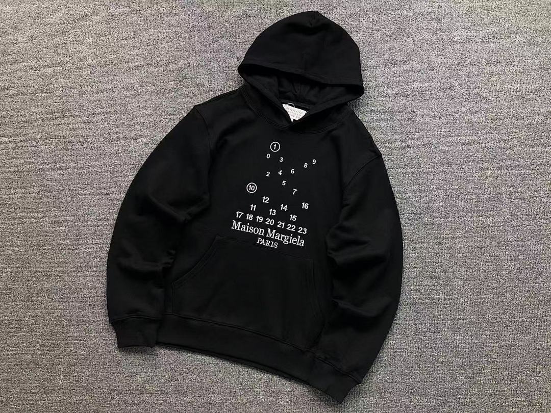 On Running 115 MAISON MARGIELA HOODIE 4107072786 (Im 170Cm 60Kg I Wear Size 46 In The Phot) - Image 8