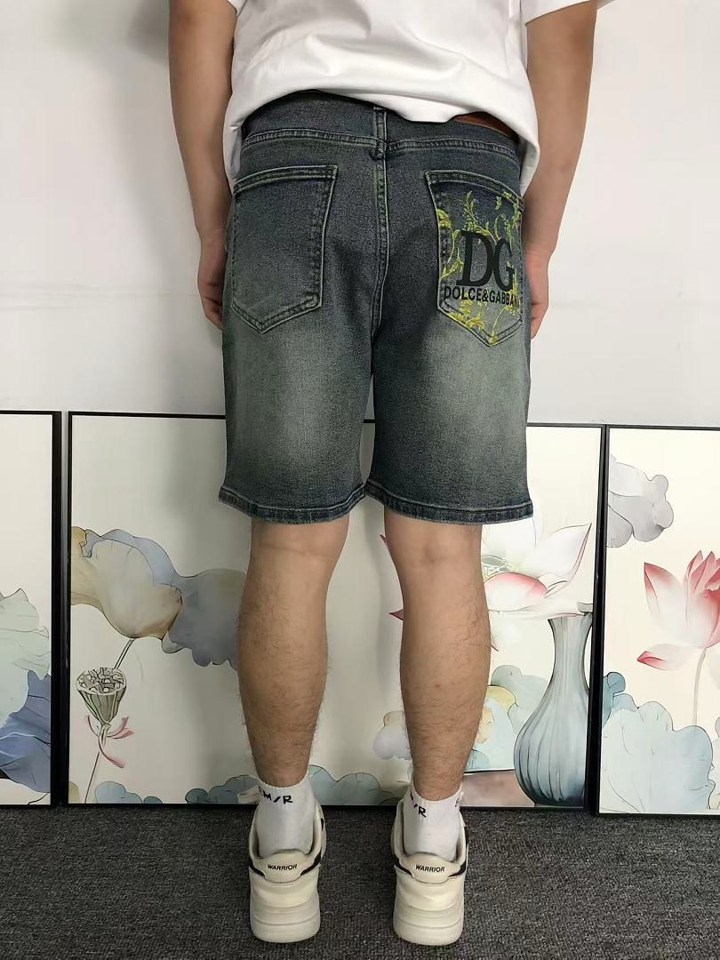 Dolce & Gabbana 195 D⭐LC⭐ GA⭐⭐A⭐A SHORTS 22061008125 (Im 170Cm 60Kg I Wear Size 31 In The Phot) - Image 4
