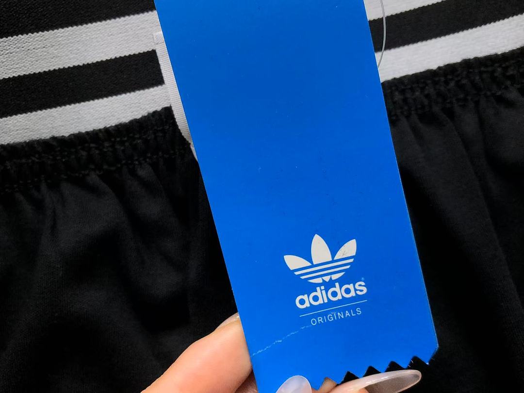 Adidas 98 A⭐I⭐AS SHORTS FEMAIE - Image 24