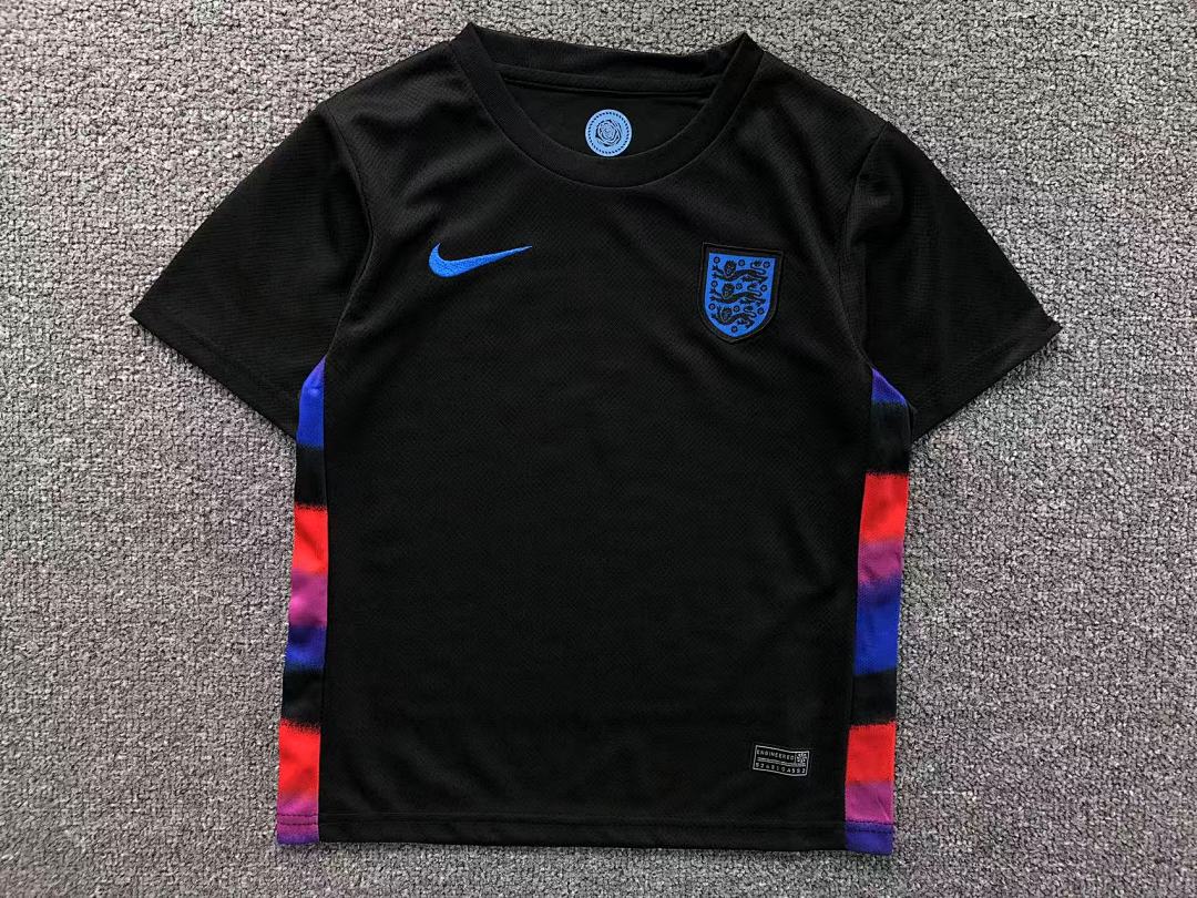 Chanel 75 FOOTBALL T-SHIRT SHORTS - Image 6