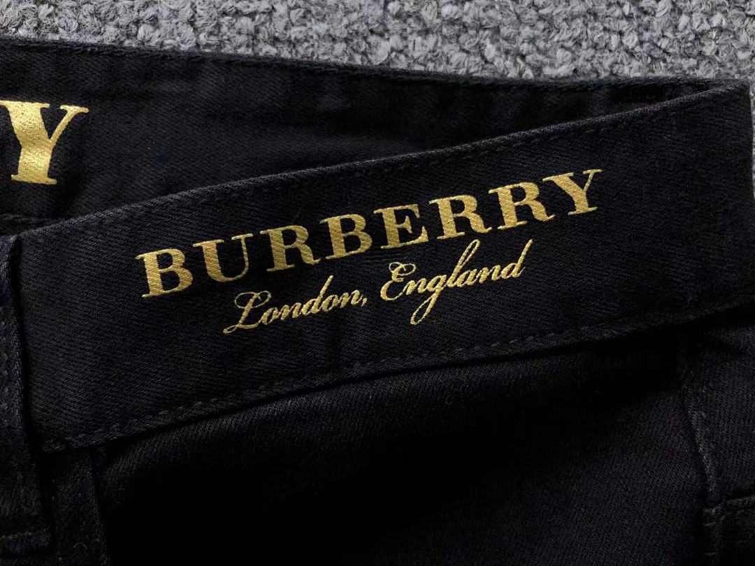 Burberry 215 B⭐R⭐E⭐RY - Image 17