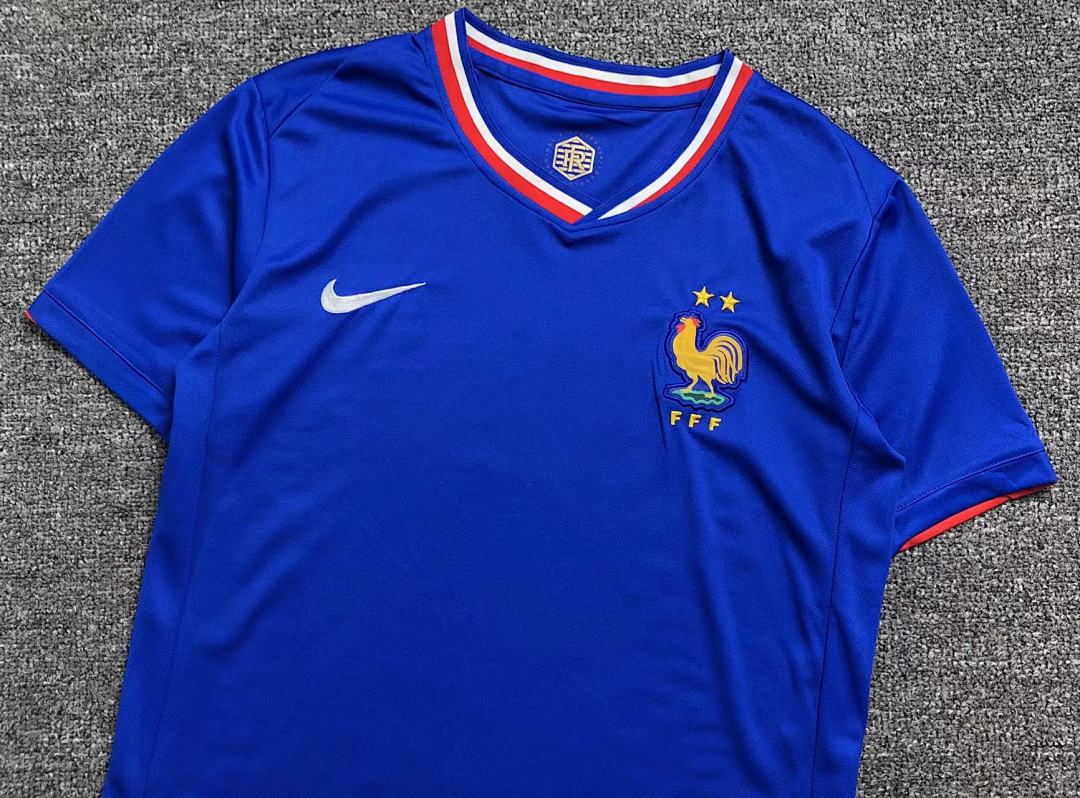 Unbranded 65 FOOTBALL T-SHIRT - Image 9