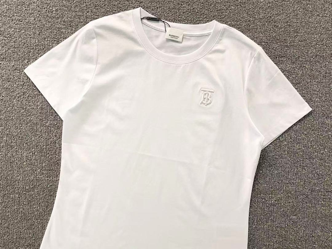 Burberry 78 B⭐R⭐E⭐RY T-SHIRT FEMAIE - Image 6