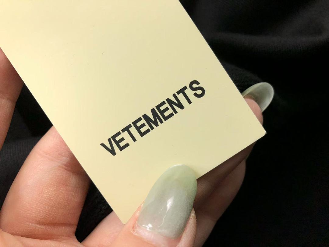 Vetements 238 VETEMENTS - Image 24