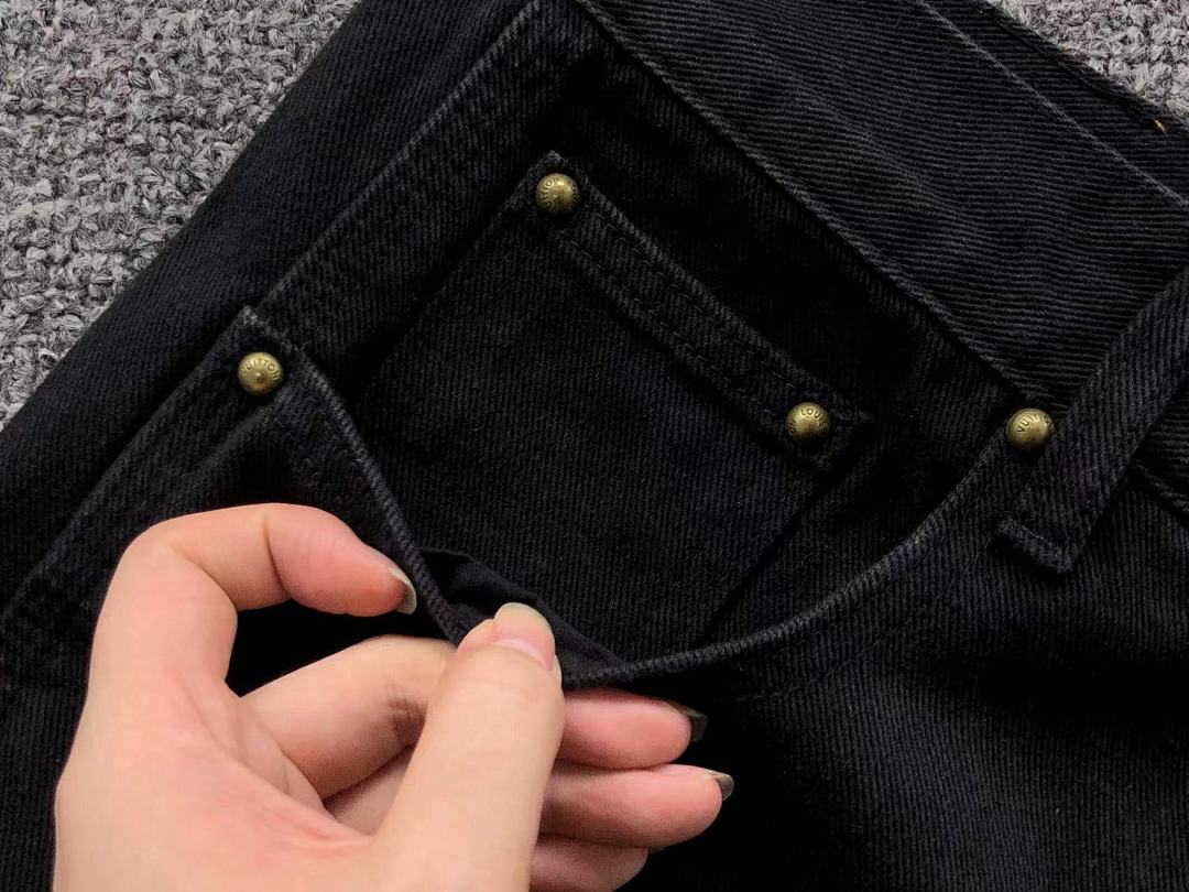 Louis Vuitton TROUSERS 228 L⭐ - Image 50