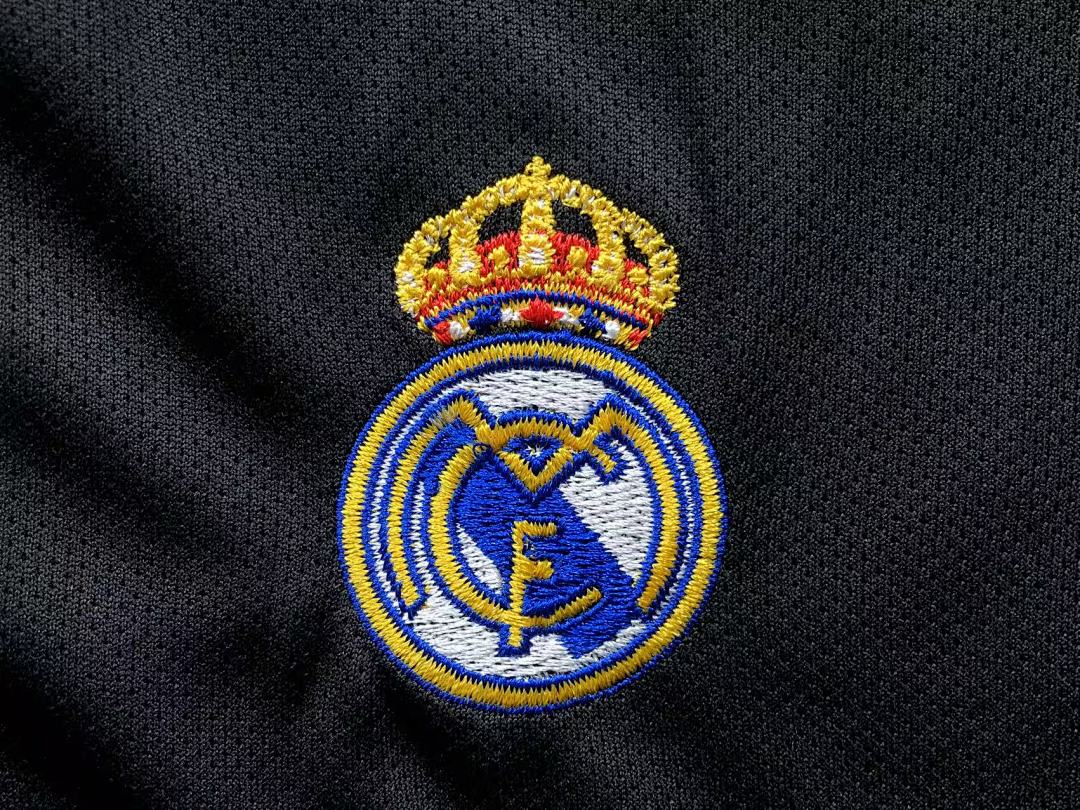 Chanel 68 FOOTBALL T-SHIRT SHORTS - Image 22