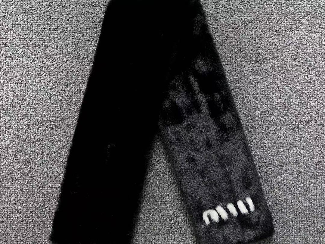 Miu Miu 95 M⭐U SCARF EARMUFF 12910843 (Long 88CM* Wide 12CM*) - Image 7