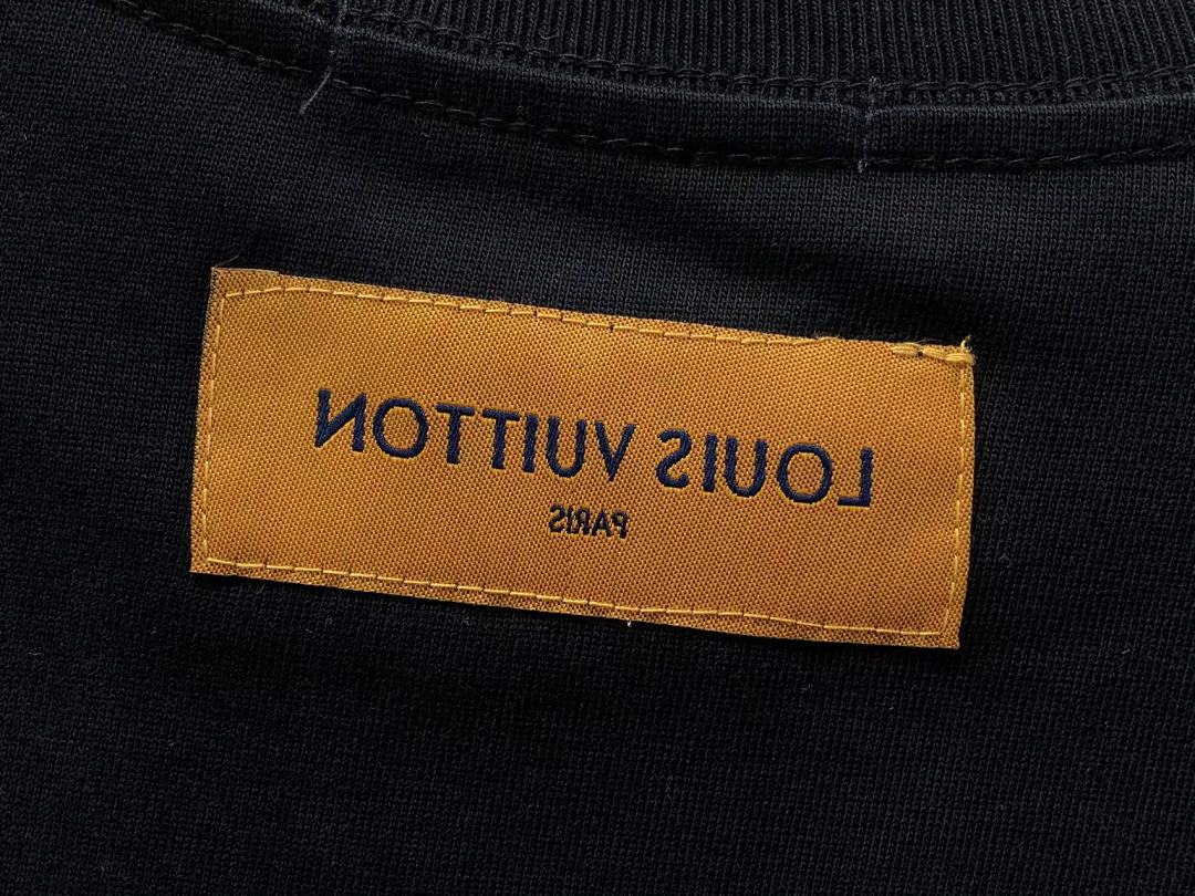 Louis Vuitton 118 L⭐ T-SHIRT 12483160 (Im 170Cm 60Kg I Wear Size S In The Phot) - Image 14