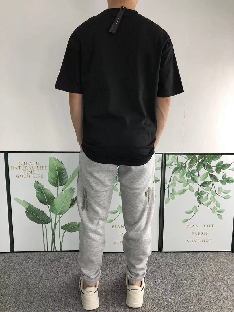 AMIRI 78 AMIRI T-SHIRT 111285174 (Im 170Cm 55Kg I Wear Size S In The Phot) - Image 4