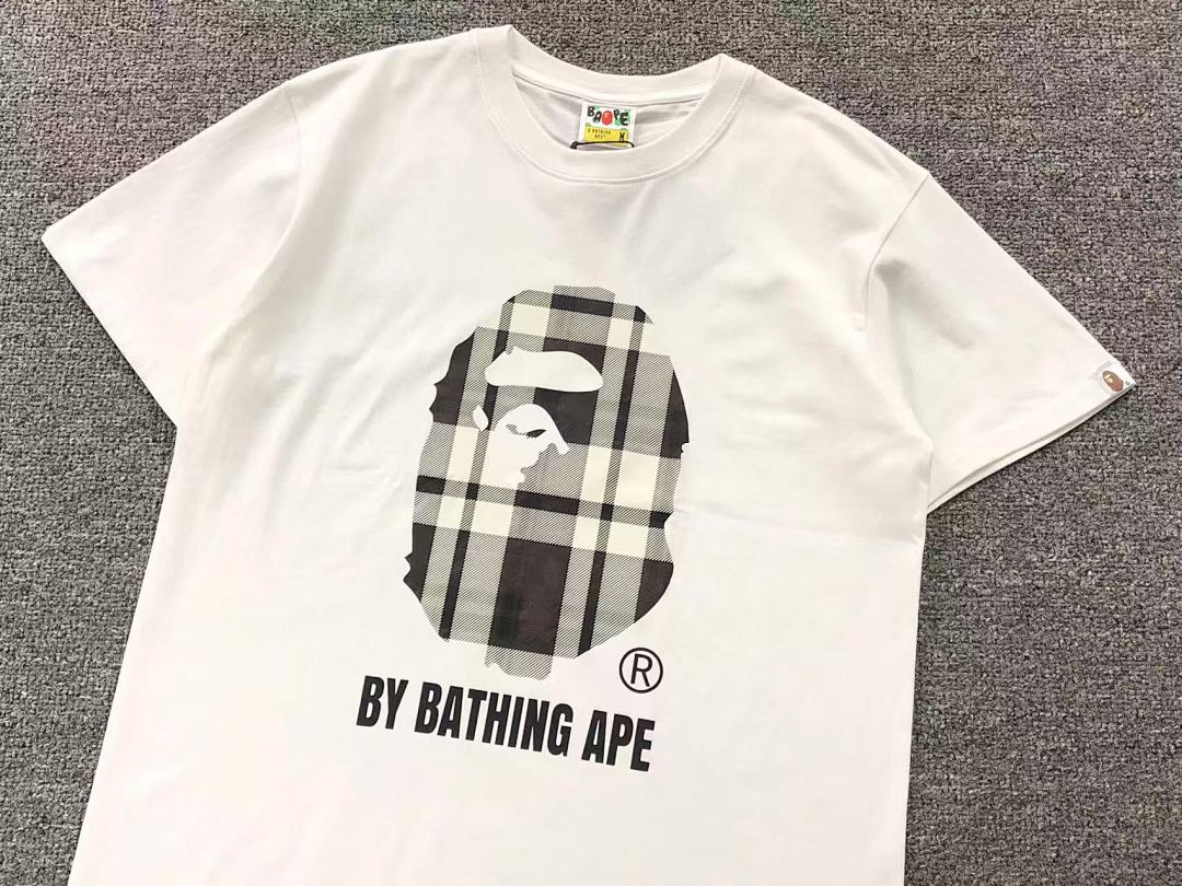 Bape 85 BAPE T-SHIRT 1112251131 (Im 170Cm 60Kg I Wear Size M In The Phot) - Image 9