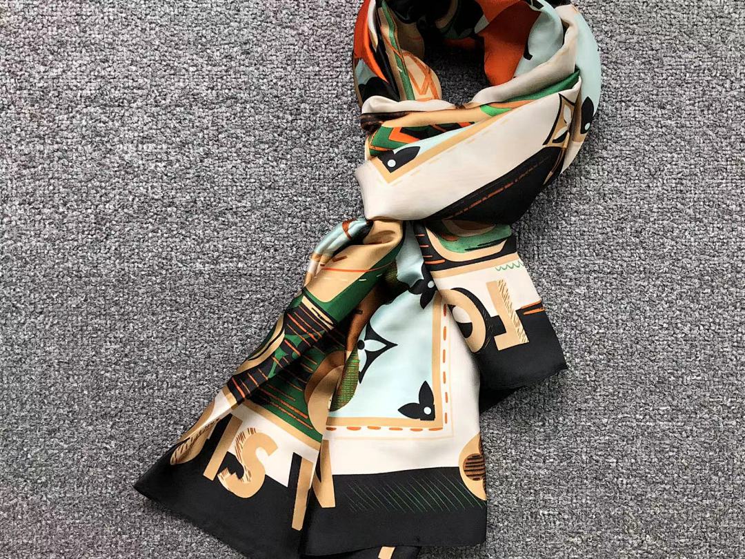 Louis Vuitton 68 L⭐ SCARF 2203171276 (Long 180CM* Wide 90CM*) - Image 7