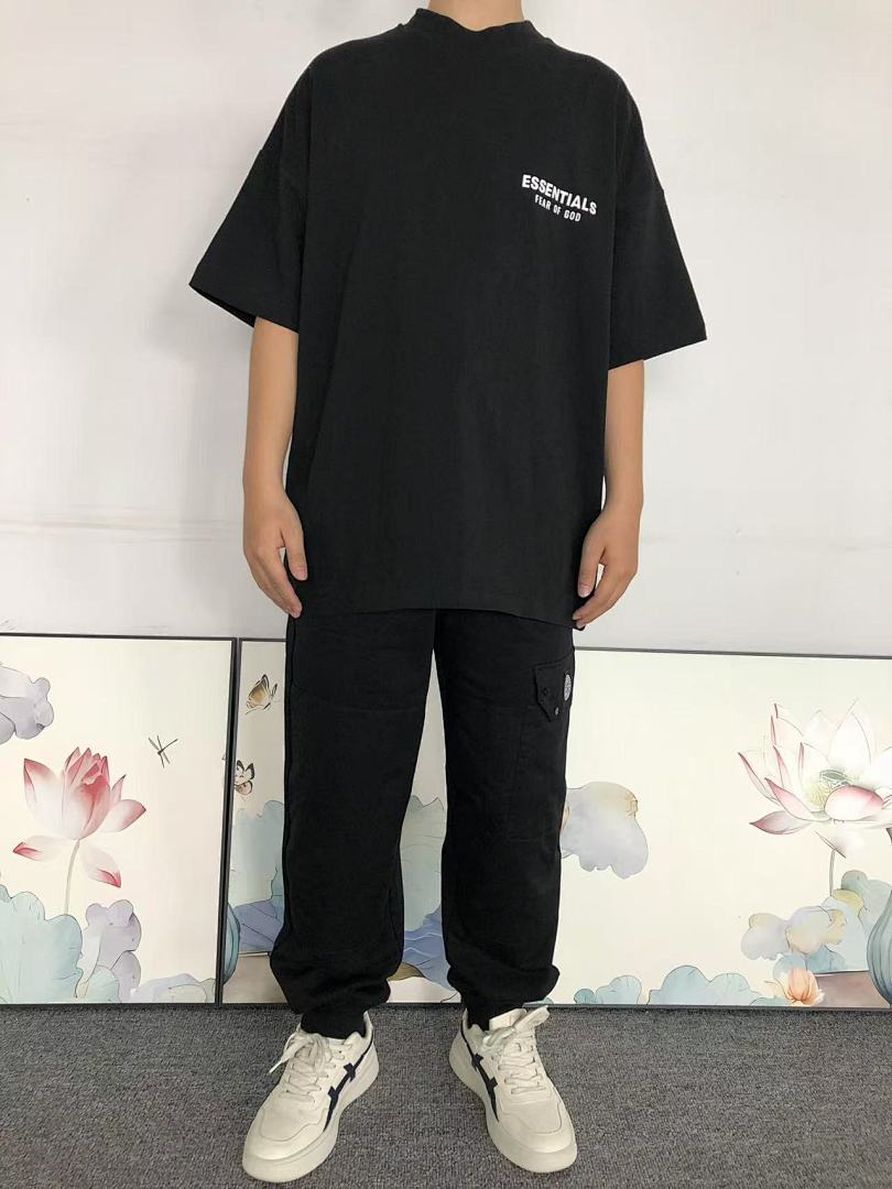 Fear of God 95 FOG T-SHIRT 41081405135 (Im 170Cm 60Kg I Wear Size XS In The Phot) - Image 3
