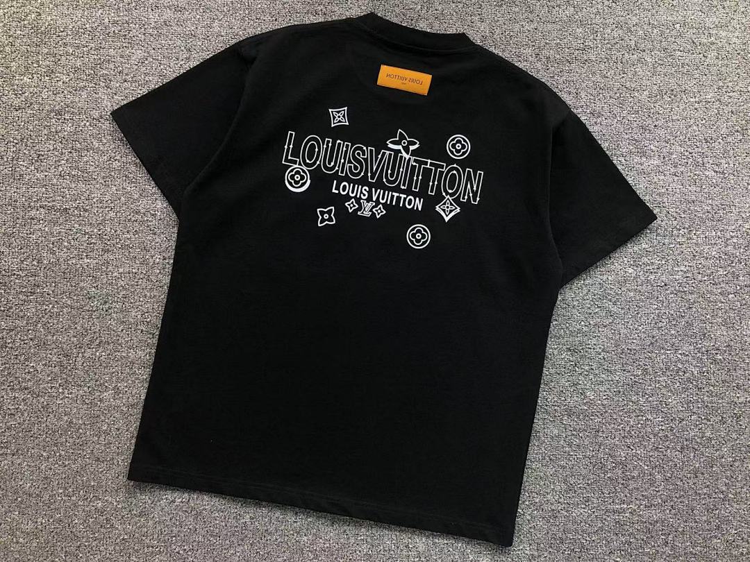 Louis Vuitton 118 L⭐ T-SHIRT 41080202133 (Im 170Cm 60Kg I Wear Size XL In The Phot) - Image 11