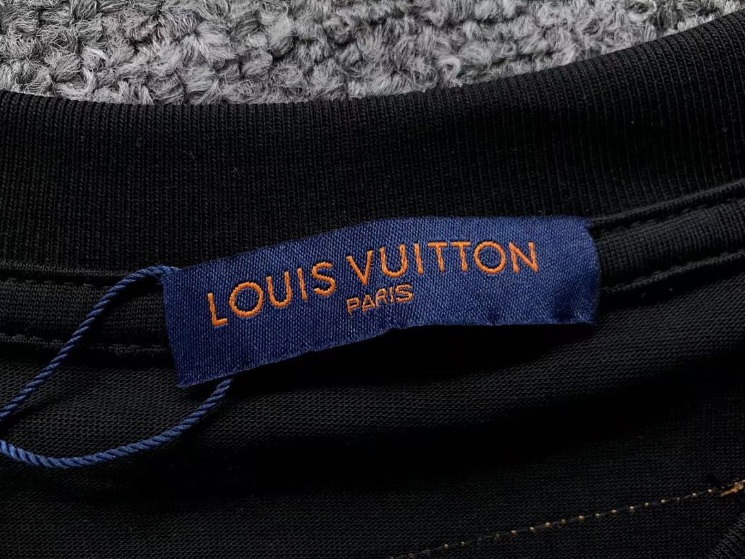 Louis Vuitton 115 L⭐ T-SHIRT 3103230820 (Im 170Cm 60Kg I Wear Size S In The Phot) - Image 18