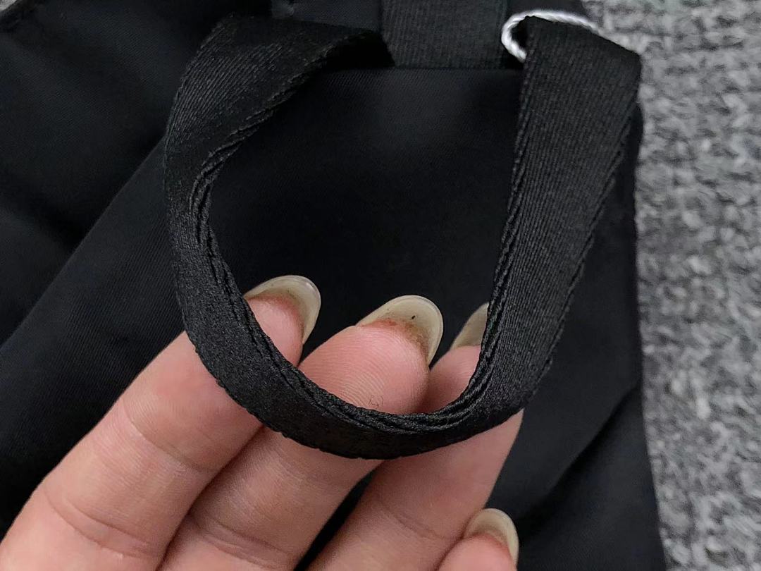 On Running 188 MAISON MARGIELA BAG 1106121524 (Long 35CM* Wide 7CM*38CM) - Image 17