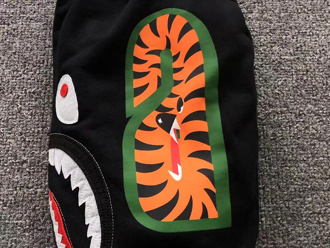 Bape 238 BAPE HOODIE 4111100177 (Im 170Cm 60Kg I Wear Size M In The Phot) - Image 33