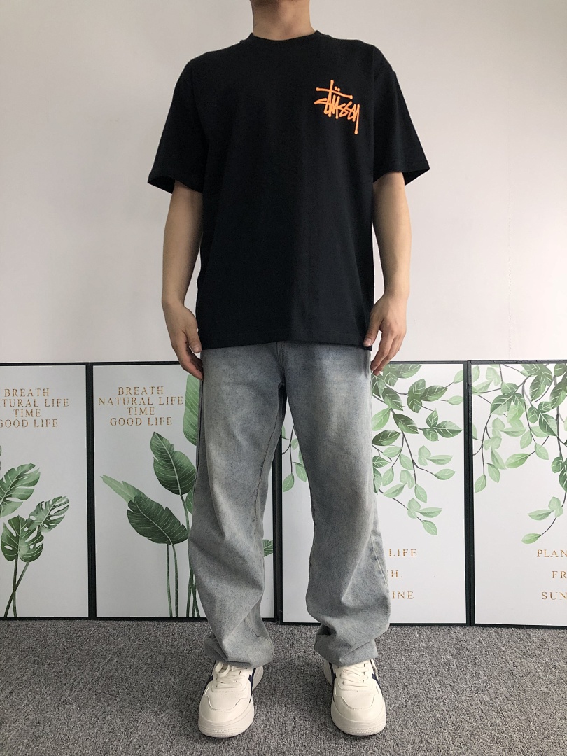 Stussy 108 STUSSY T-SHIRT 211150502 (Im 170Cm 57Kg I Wear Size M In The Phot) - Image 3