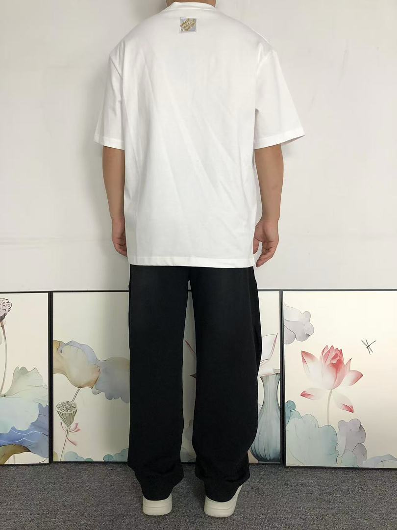 Louis Vuitton 135 L⭐ T-SHIRT 22051503125 (Im 170Cm 60Kg I Wear Size S In The Phot) - Image 4