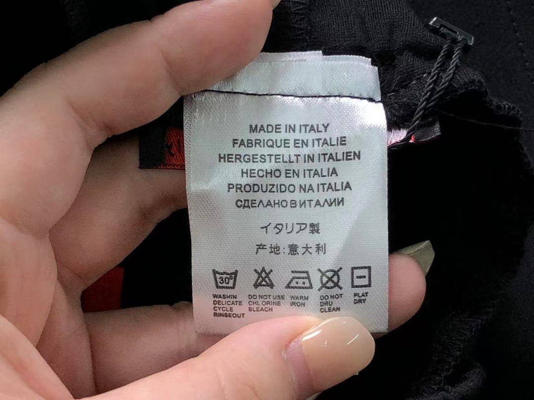 Prada 115 P⭐A⭐A SHORTS 3203233720 (Im 170Cm 60Kg I Wear Size L In The Phot) - Image 26