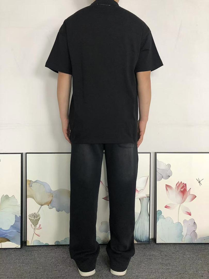 On Running 88 MAISON MARGIELA T-SHIRT 5212430162 (Im 170Cm 60Kg I Wear Size 44 In The Phot) - Image 4