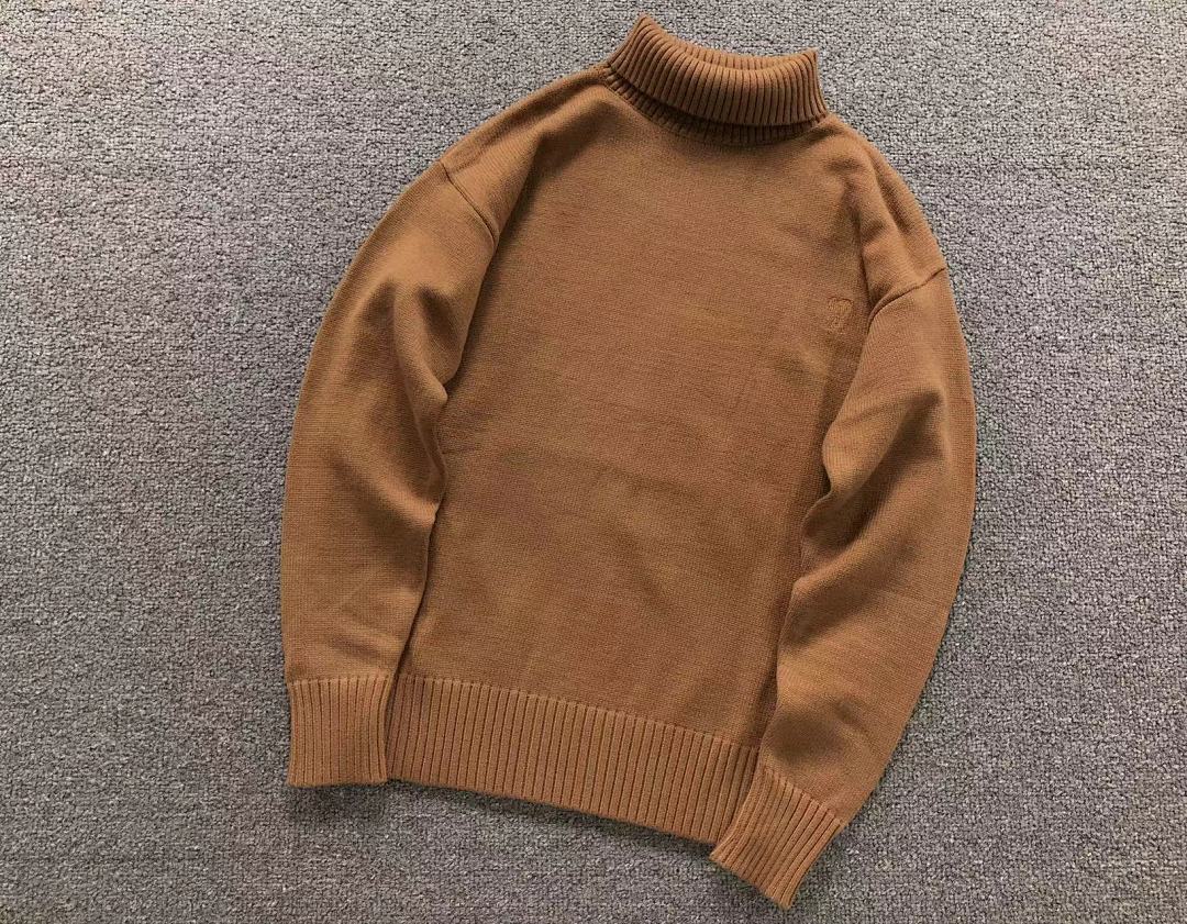AMI 115 AMI SWEATER 510180388 (Im 170Cm 60Kg I Wear Size S In The Phot) - Image 9