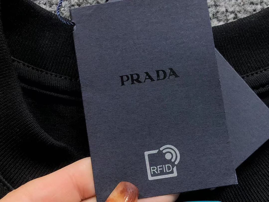 Prada 128 P⭐A⭐A T-SHIRT 3203054621 (Im 170Cm 60Kg I Wear Size S In The Phot) - Image 18