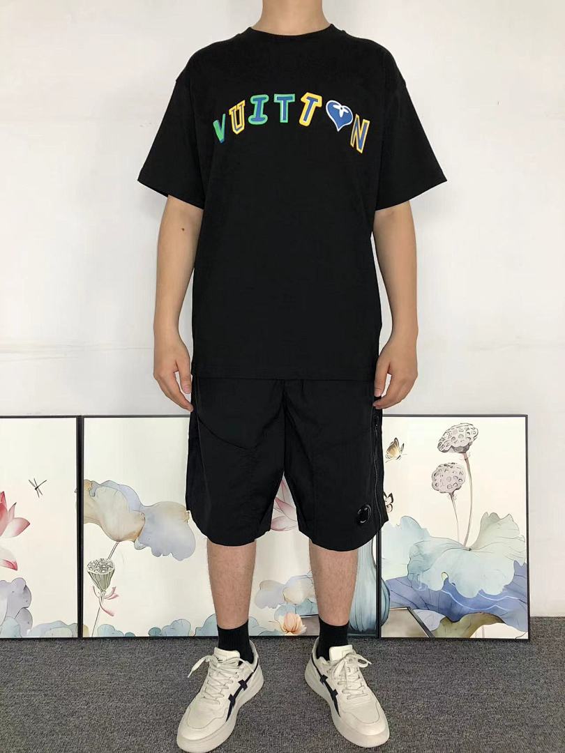 Louis Vuitton 115 L⭐ T-SHIRT 41062612126 (Im 170Cm 60Kg I Wear Size XS In The Phot) - Image 3
