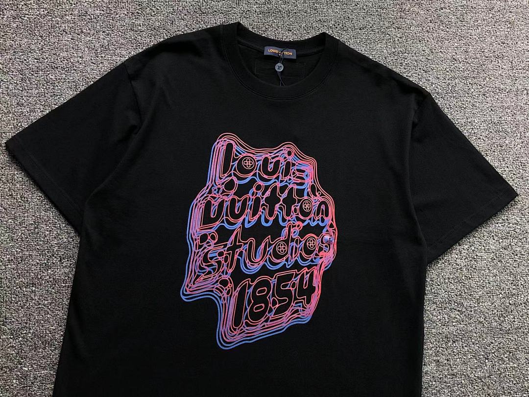 Louis Vuitton 108 L⭐ T-SHIRT 503051970 (Im 170Cm 55Kg I Wear Size M In The Phot) - Image 7