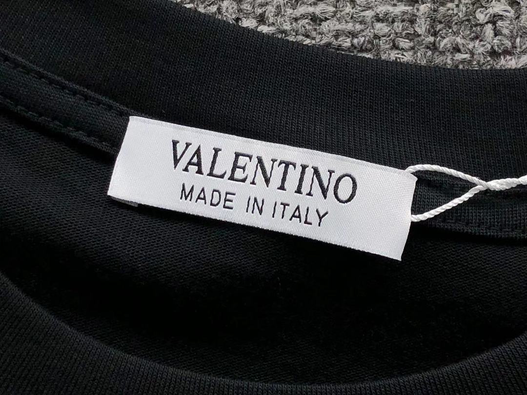 Valentino 115 VALENTINO T-SHIRT 412144621 (Im 170Cm 57Kg I Wear Size L In The Phot) - Image 25