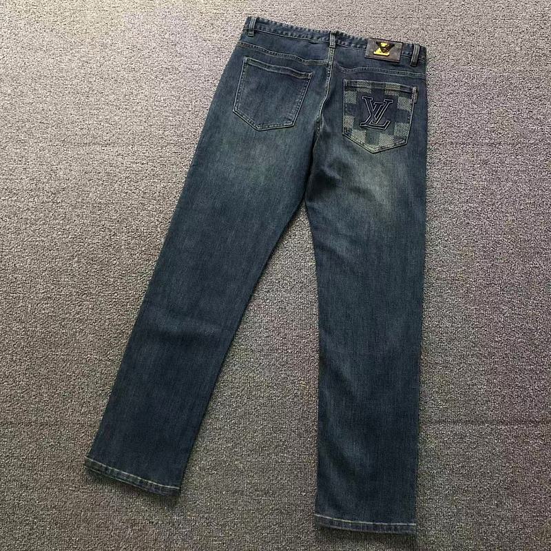 Unbranded 215 L⭐