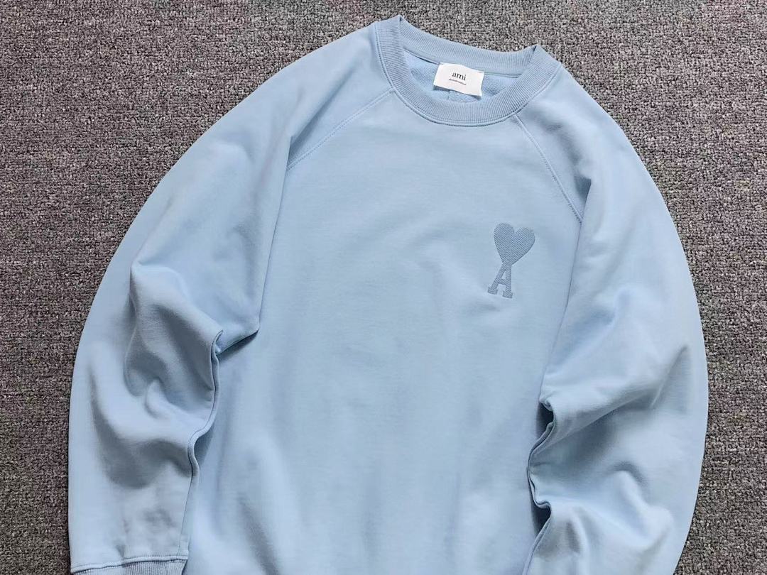 AMI 118 AMI HOODIE 3109110521 (Im 170Cm 60Kg I Wear Size M In The Phot) - Image 15