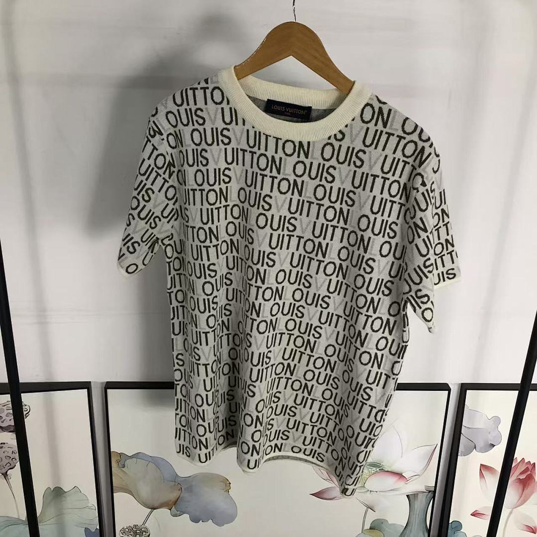 Louis Vuitton 178 L⭐ T-SHIRT SWEATER 2201236421 (Im 170Cm 60Kg I Wear Size S In The Phot) - Image 18