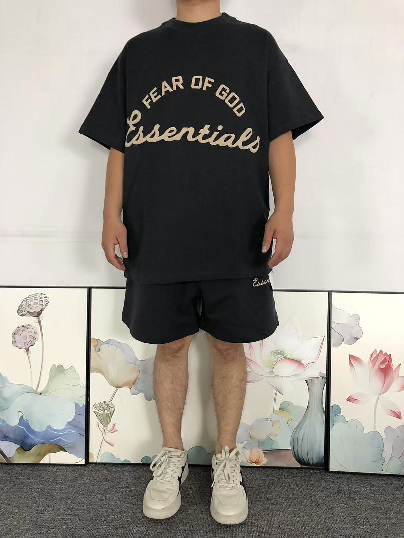 Fear of God SHORTS 125 FOG T-SHIRT 42071512135 (Im 170Cm 60Kg I Wear Size M In The Phot) - Image 4