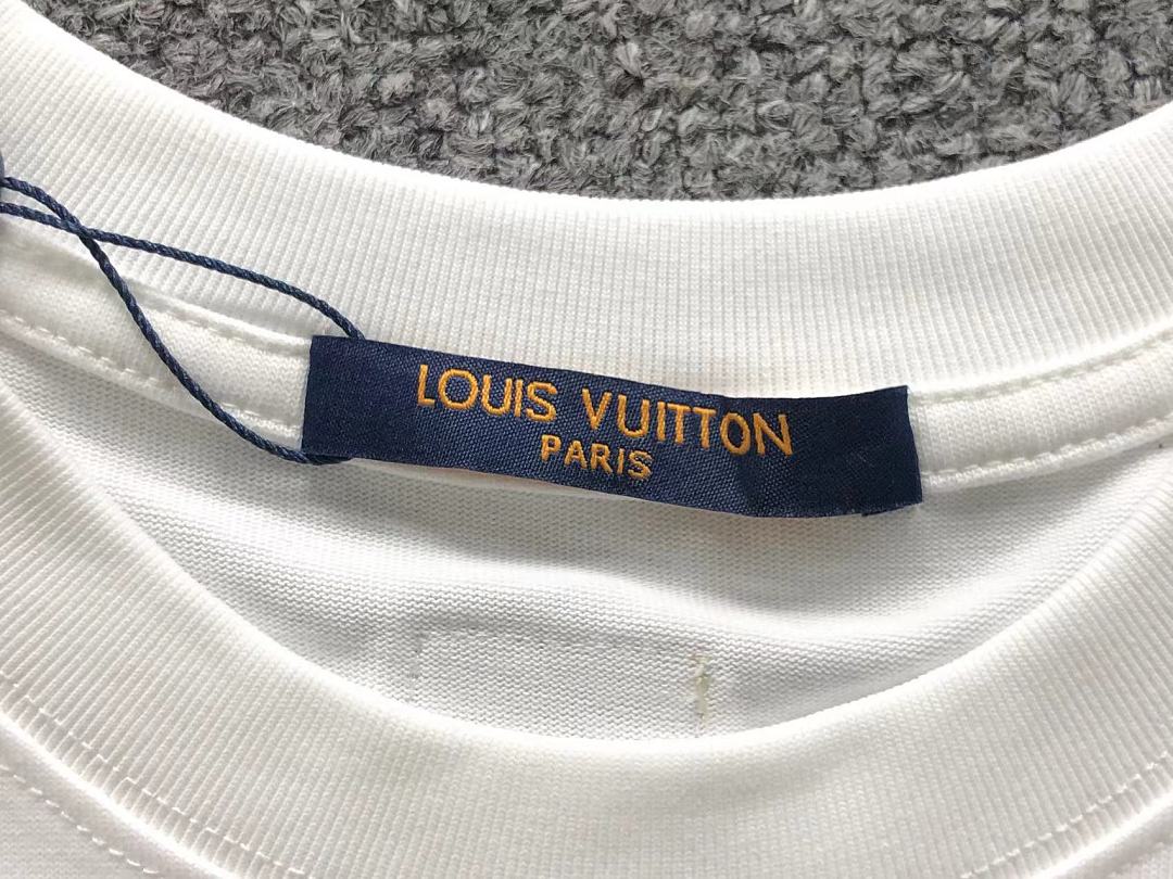 Louis Vuitton 118 L⭐ T-SHIRT 3204150221 (Im 170Cm 60Kg I Wear Size M In The Phot) - Image 17