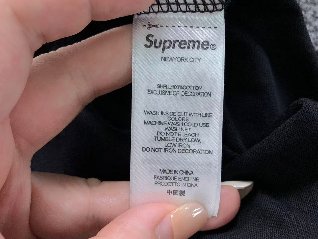 Supreme 208 S⭐⭐R⭐⭐E LONG SLEEVED 22041419001 (Im 170Cm 60Kg I Wear Size L In The Phot) - Image 25