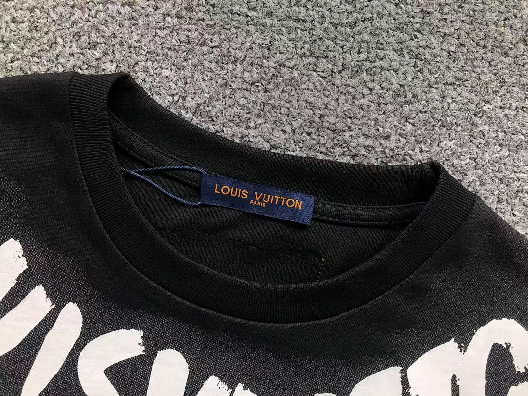 Louis Vuitton 108 L⭐ T-SHIRT 41061306126 (Im 170Cm 60Kg I Wear Size XS In The Phot) - Image 20
