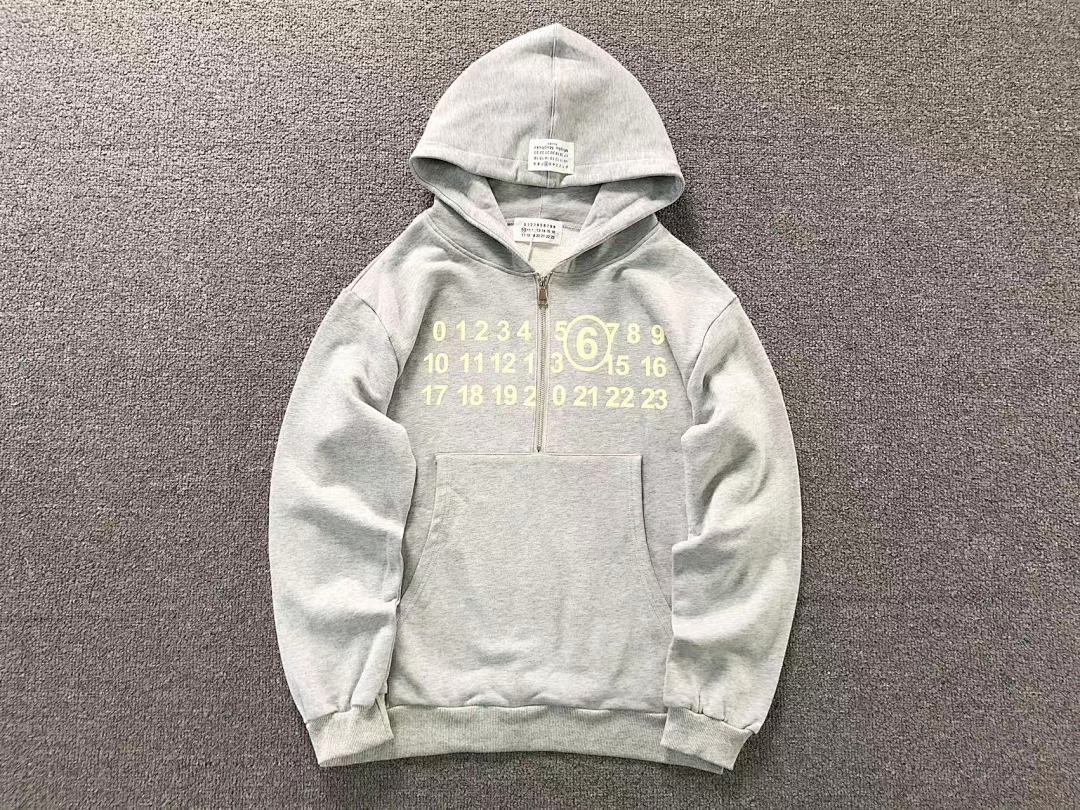 On Running 165 MAISON MARGIELA HOODIE 5122405162 (Im 170Cm 60Kg I Wear Size M In The Phot) - Image 5