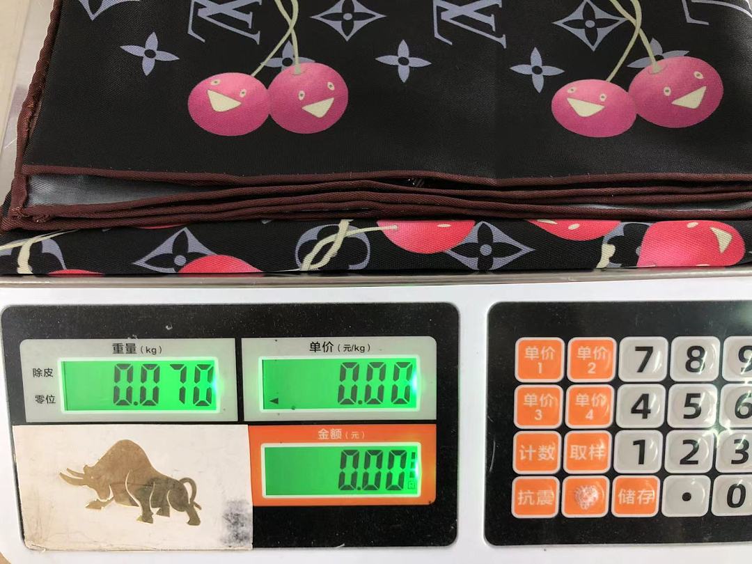 Louis Vuitton 88 L⭐ SCARF 5242111102 (Long 90CM* Wide - Image 15