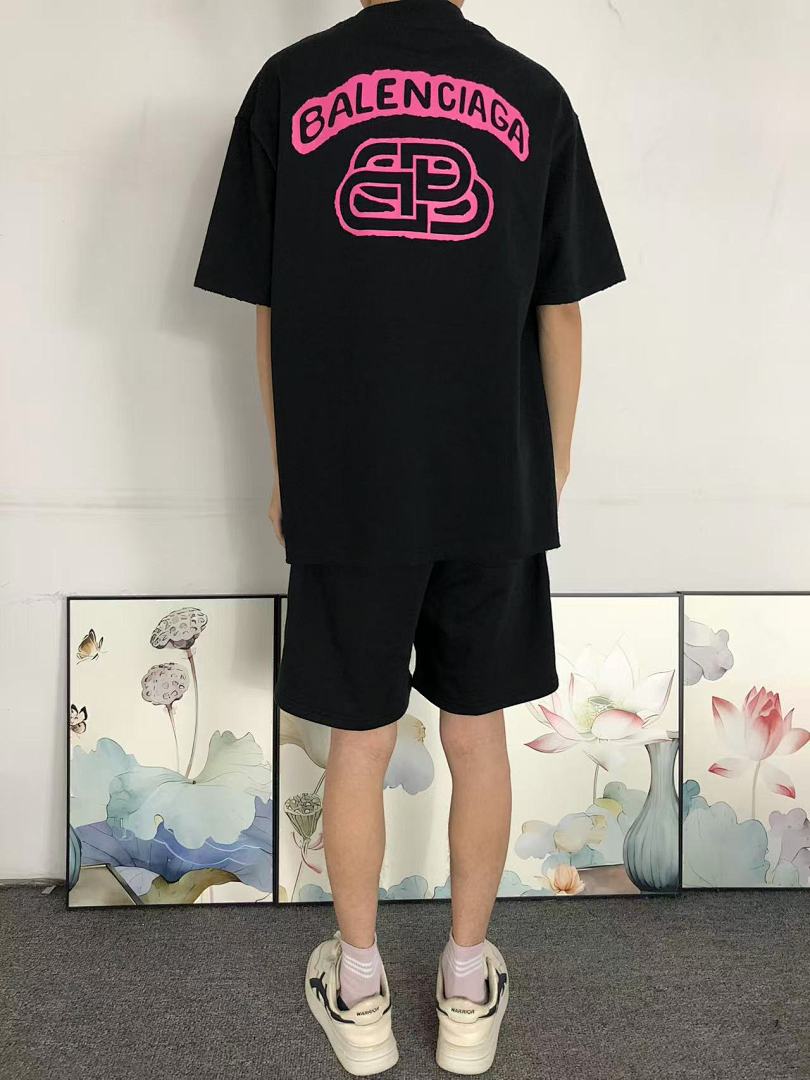 Balenciaga 98 B⭐L⭐⭐⭐IA⭐A T-SHIRT 3203070103 (Im 170Cm 60Kg I Wear Size M In The Phot) - Image 4