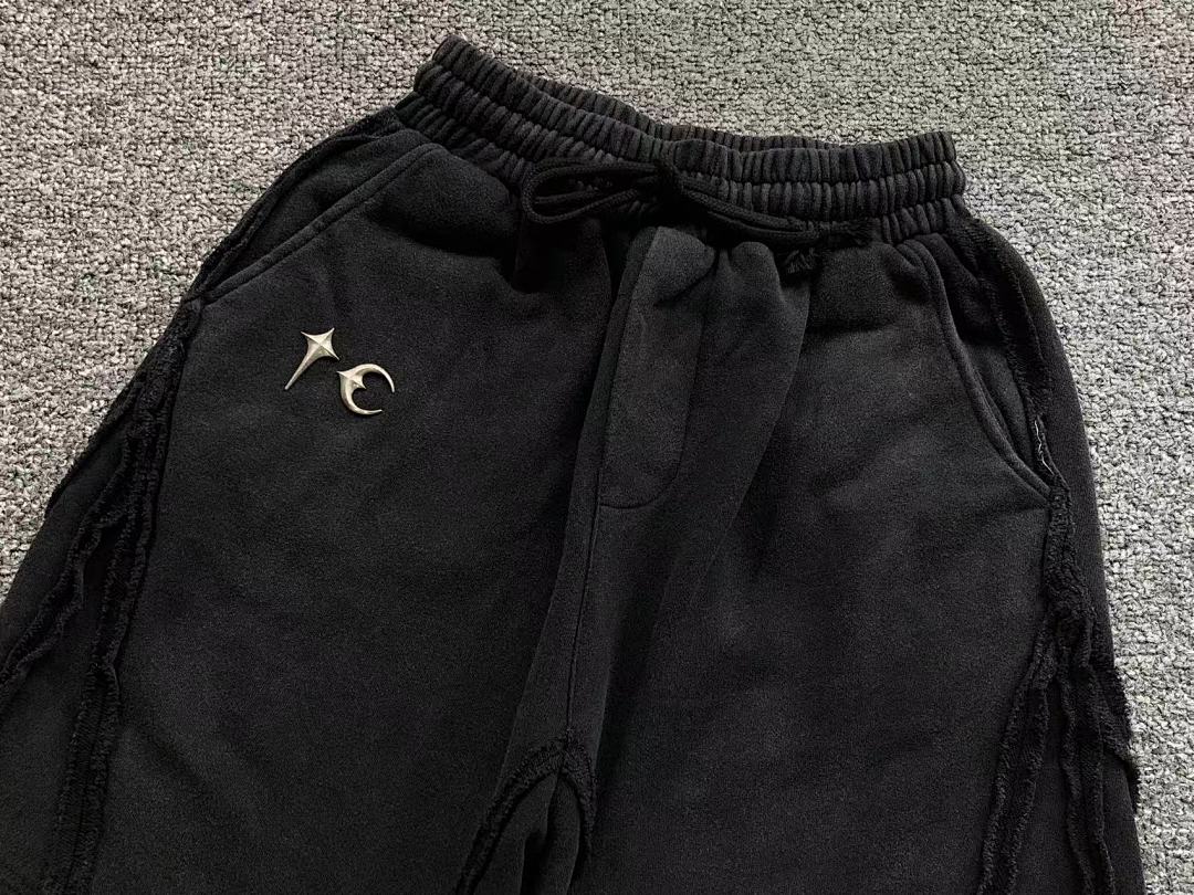 Christian Louboutin 115 THUG CLUB SHORTS 1107220662 (Im 170Cm 60Kg I Wear Size 1 In The Phot) - Image 11