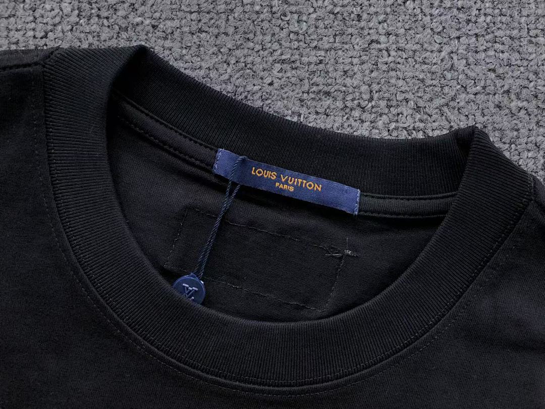 Louis Vuitton 115 L⭐ T-SHIRT 1106133160 (Im 170Cm 60Kg I Wear Size S In The Phot) - Image 20