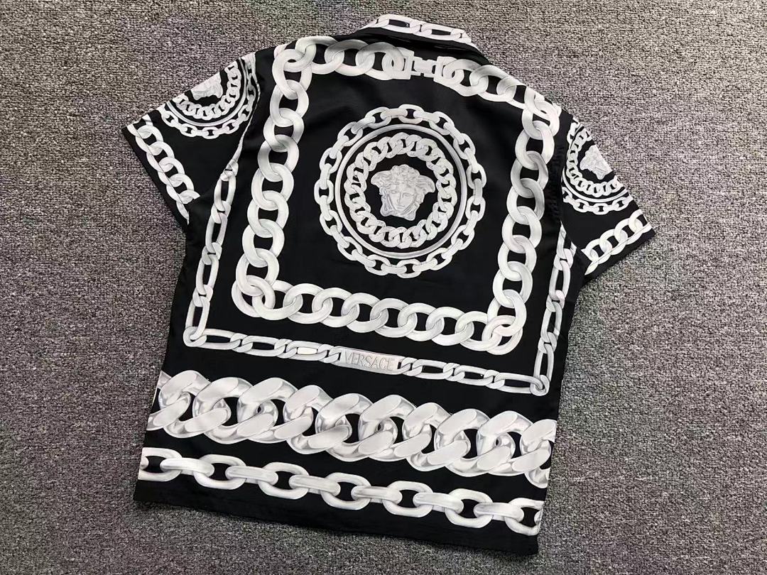 Versace SHORTS 95 V⭐⭐SA⭐E SHIRT - Image 12