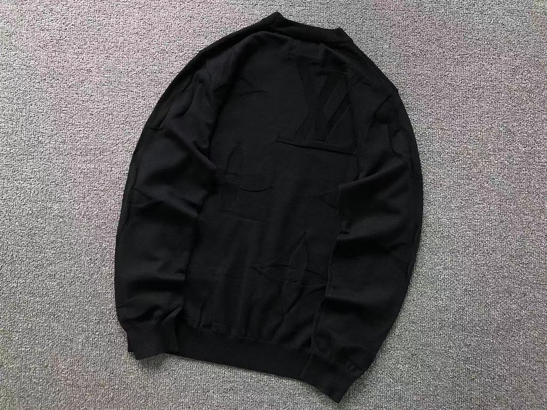 Louis Vuitton 139 L⭐ SWEATER 42082107163 (Im 170Cm 60Kg I Wear Size M In The Phot) - Image 13