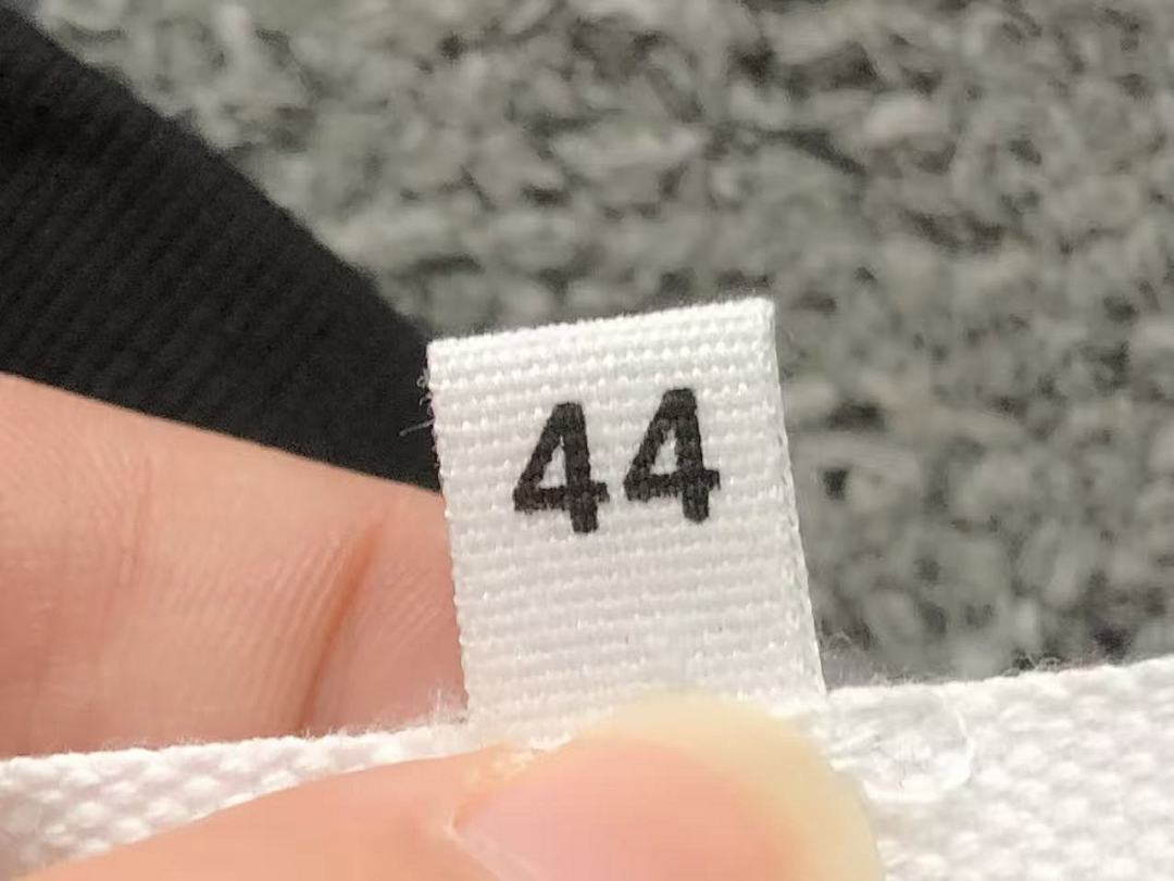On Running 88 MAISON MARGIELA T-SHIRT - Image 19