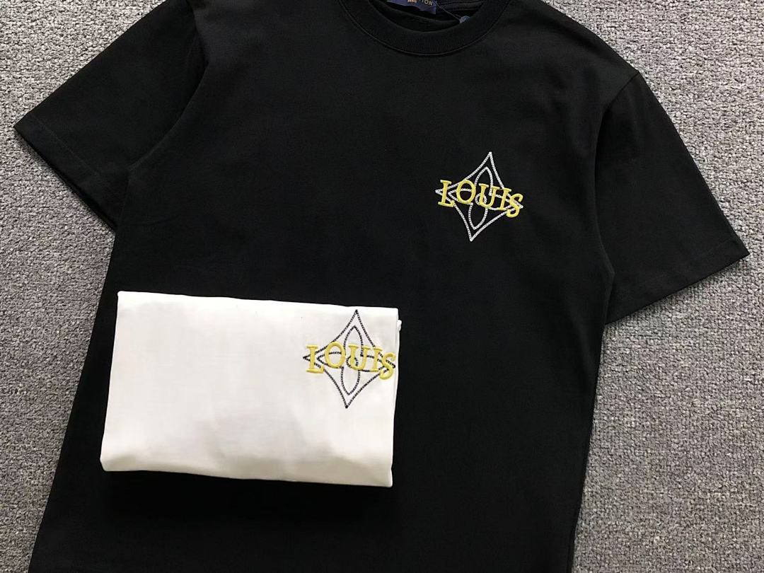 Louis Vuitton 118 L⭐ T-SHIRT 124706104 (Im 170Cm 60Kg I Wear Size S In The Phot) - Image 17