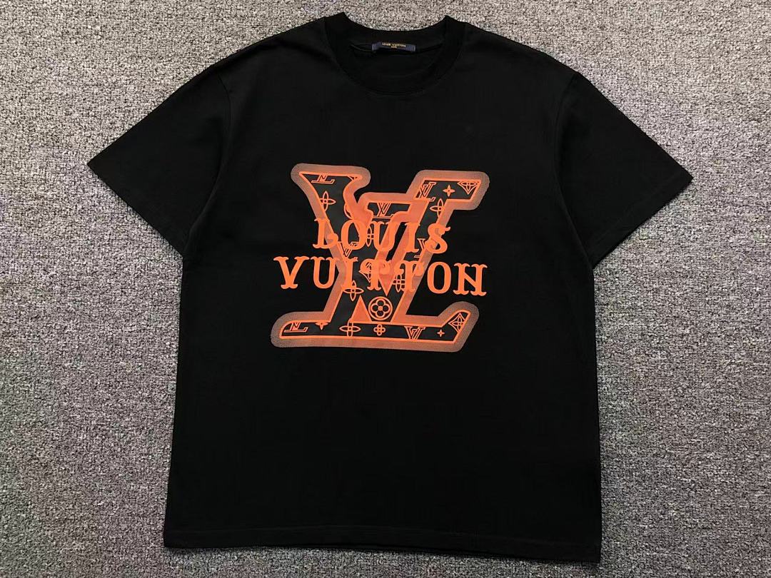 Louis Vuitton 128 L⭐ T-SHIRT 3203051221 (Im 170Cm 60Kg I Wear Size M In The Phot) - Image 7