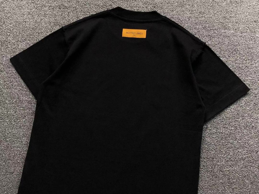 Louis Vuitton 95 L⭐ T-SHIRT 525290181 (Im 170Cm 60Kg I Wear Size S In The Phot) - Image 17