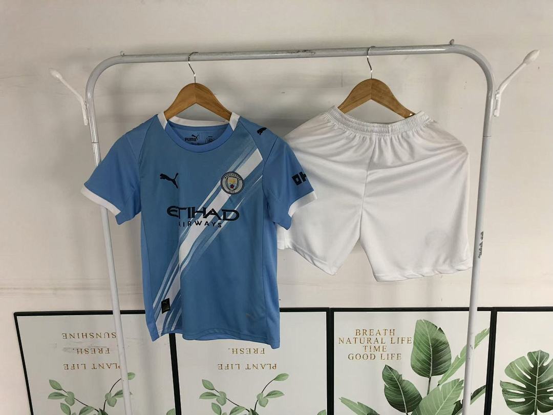 Unbranded 69 FOOTBALL T-SHIRT - Image 33